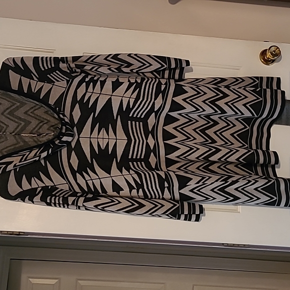 Cardigan - Picture 3 of 3